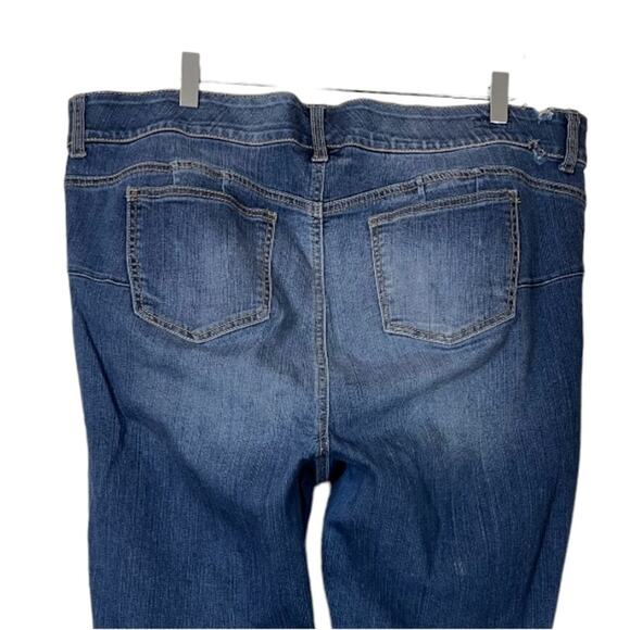 Torrid Bombshell Skinny Jeans Hi Rise Ankle Medium Blue Wash Size 24R Plus - Picture 6 of 12